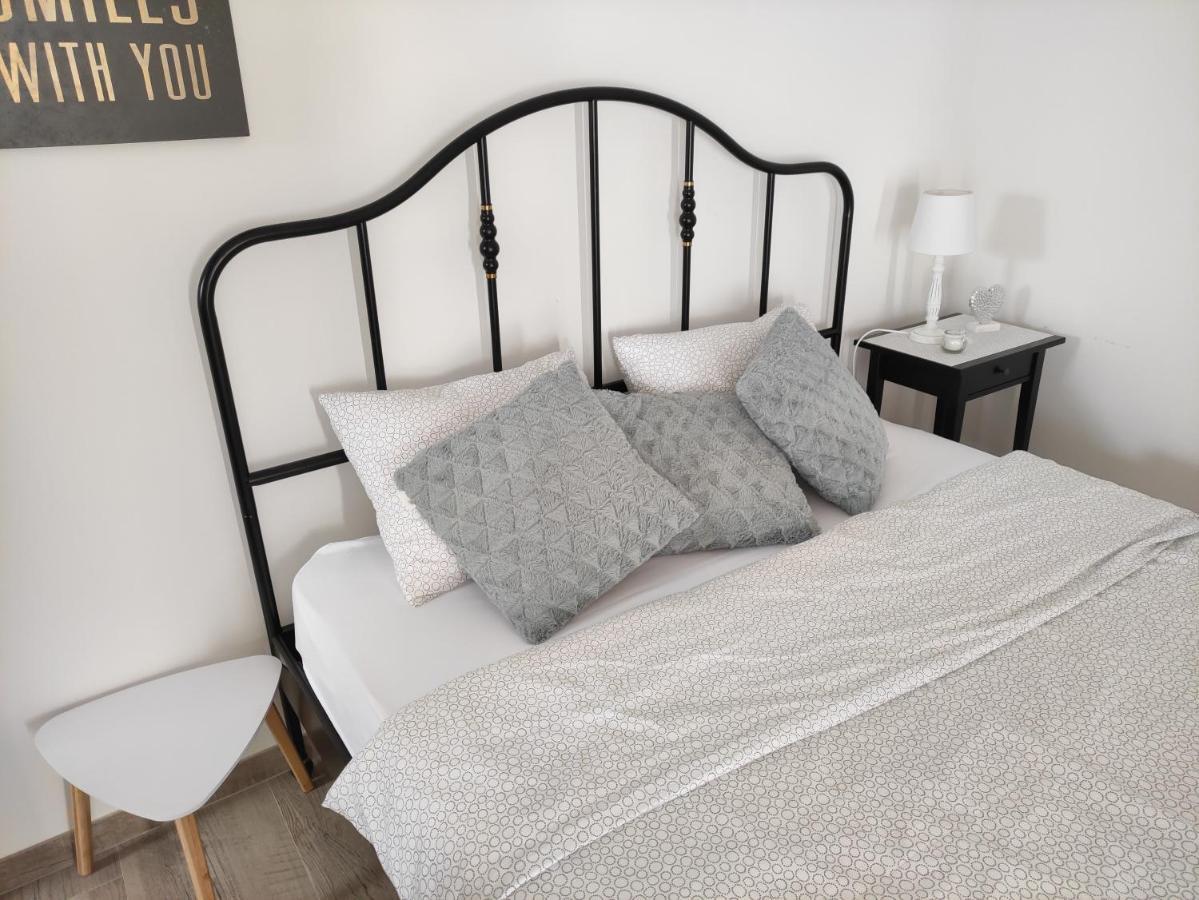 Apartmani Rina Donja Jagodnja Екстер'єр фото
